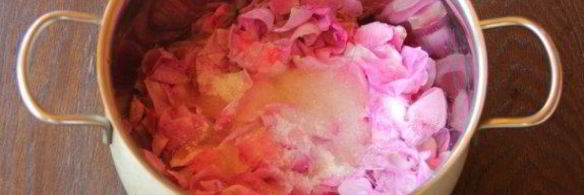 варенье из лепестков шиповника