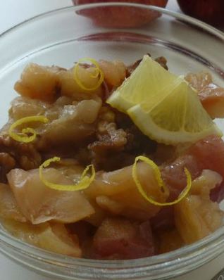 Варенье из яблок с грецкими орехами и лимоном