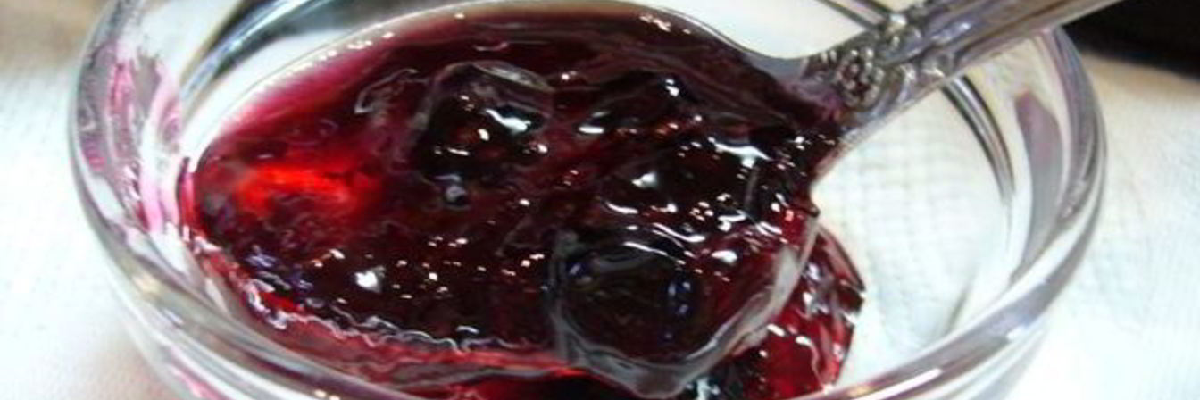 Варенье-пятиминутка из смородины с имбирем
