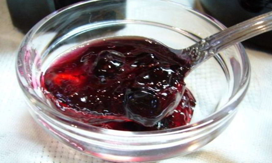 Рецепт варенья-пятиминутки из смородины с имбирем