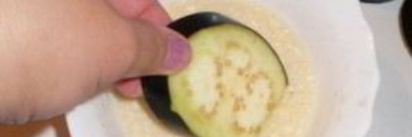 баклажаны в кляре с помидорами