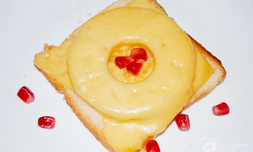 Рецепт бутерброда с ананасом и сыром