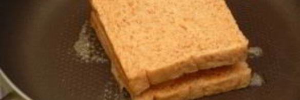 бутерброд с арахисовым маслом