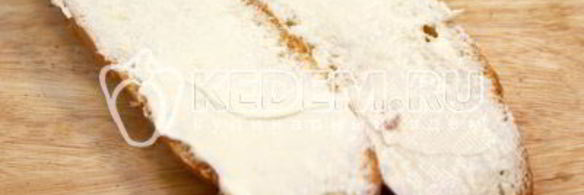 бутерброд с овощами и омлетом