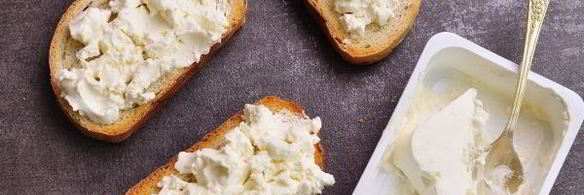 бутерброды с баклажанами, помидорами и чесноком