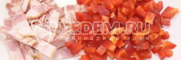 бутерброды с фаршем и томатным соусом