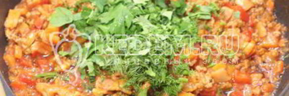 бутерброды с фаршем и томатным соусом