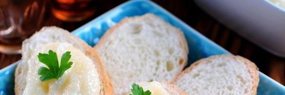 бутерброды с икрой мойвы