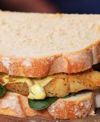 Бутерброды с масляной рыбой