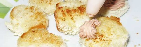 бутерброды с паштетом