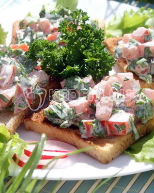 Бутерброды с помидорами