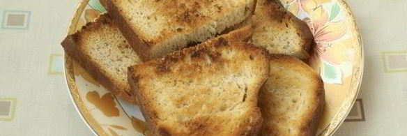 бутерброды с сайрой и яйцом