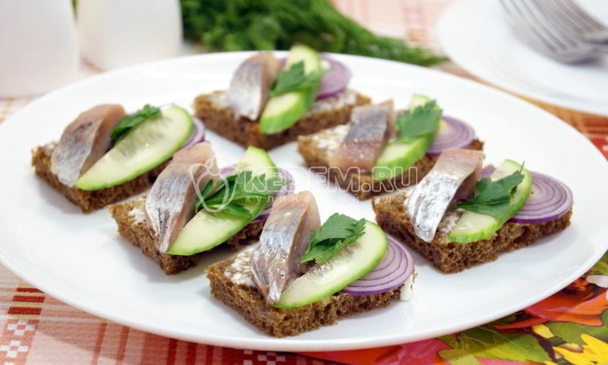Рецепт бутербродов с сельдью