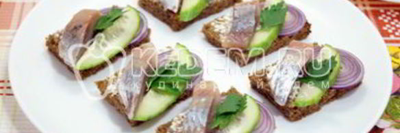 бутерброды с сельдью
