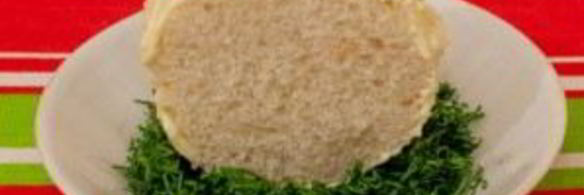 бутерброды с семгой и красной икрой