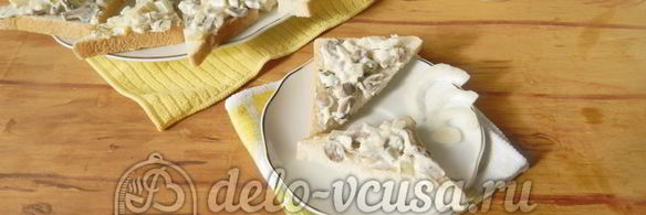 бутерброды с шампиньонами и сыром