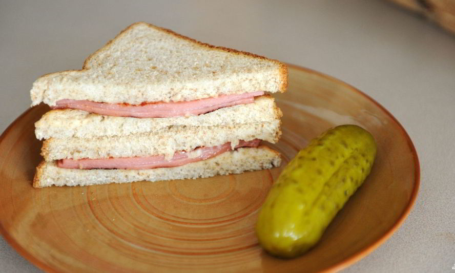 Рецепт бутербродов с вареной колбасой