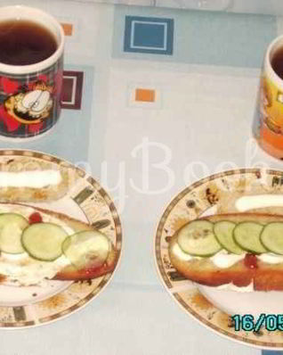 Бутерброды с яйцами и огурцами
