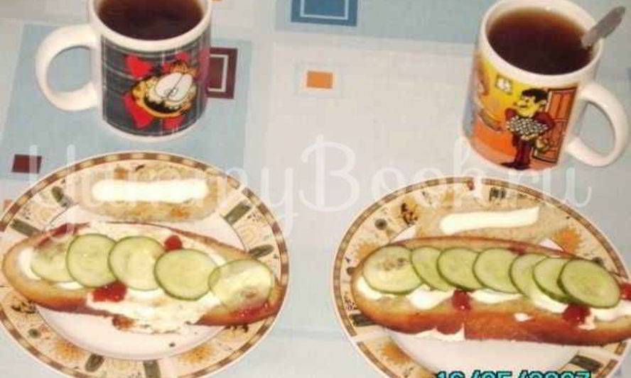 Рецепт бутербродов с яйцами и огурцами