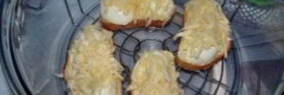 бутерброды с яйцом и сыром