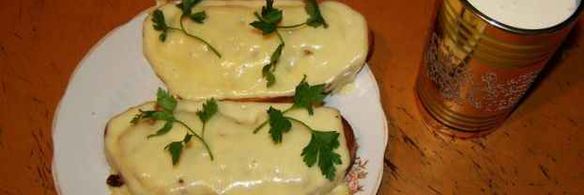 бутерброды с яйцом, майонезом, чесноком и сыром