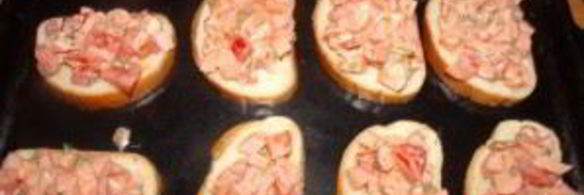 горячие бутерброды с сосисками