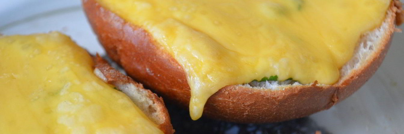 Горячие бутерброды с сыром