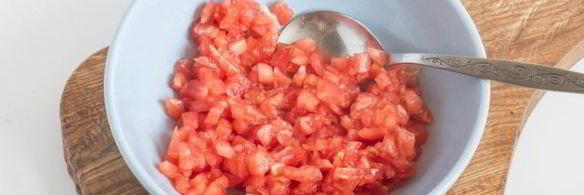 горячие бутерброды с вялеными помидорами и кабачком