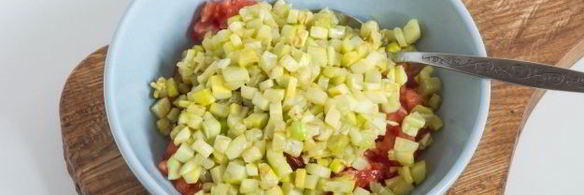 горячие бутерброды с вялеными помидорами и кабачком