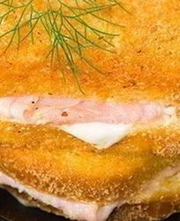 Горячий бутерброд с ветчиной в рубашке