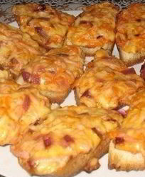 Простые горячие бутерброды в духовке