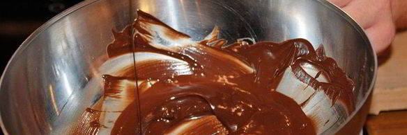 сладкий бутерброд с ореховой пастой