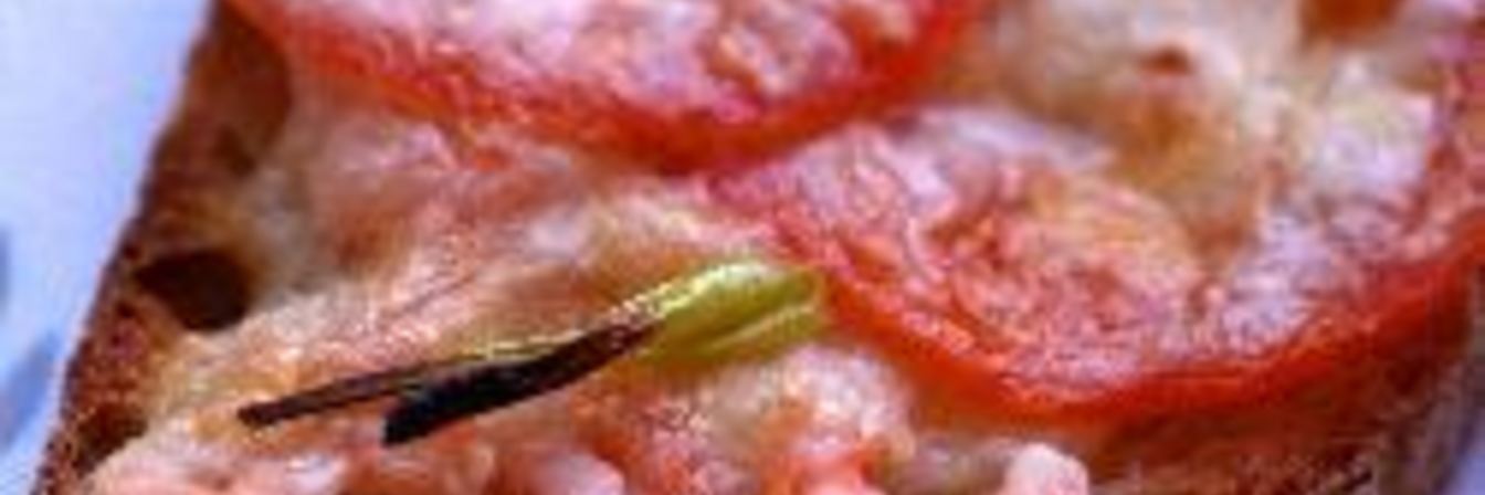 Запеченные бутерброды с сыром и креветками