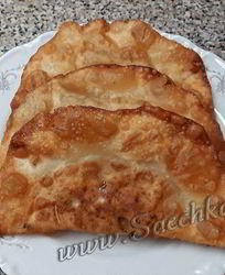 Чебуреки с мясом