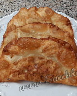 Чебуреки с мясом