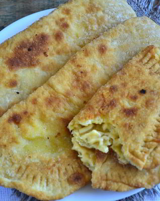 Чебуреки с сыром
