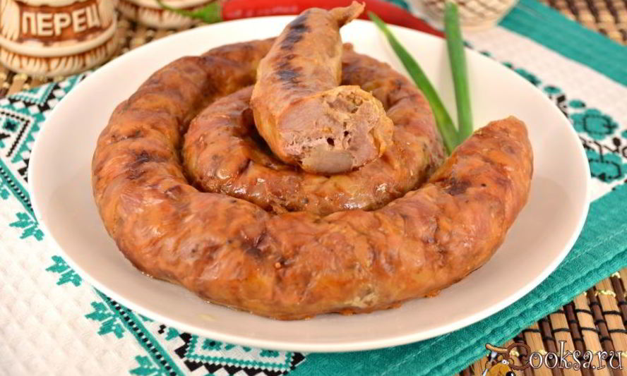 Рецепт домашней колбасы с французской горчицей и луком