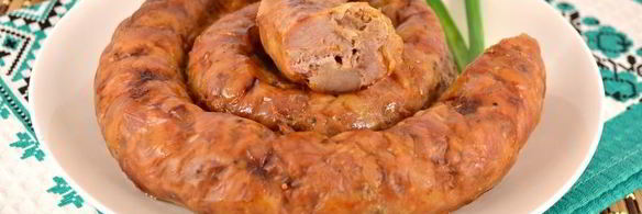 домашняя колбаса с французской горчицей и луком