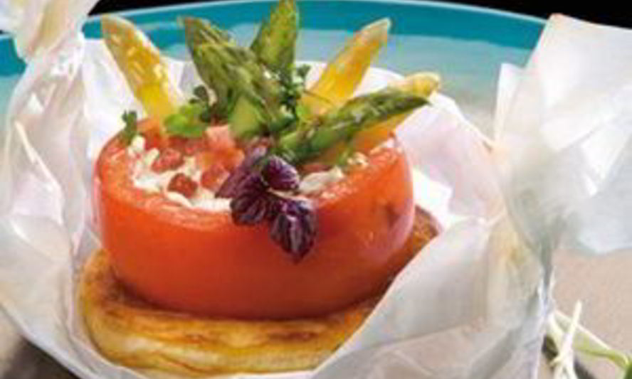 Рецепт фаршированных помидоров и спаржа на слоеном тесте