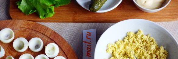 фаршированные перепелиные яйца