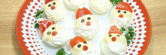 фаршированные яйца дед мороз