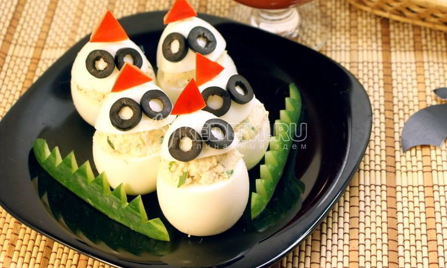 Рецепт фаршированных яиц привидения