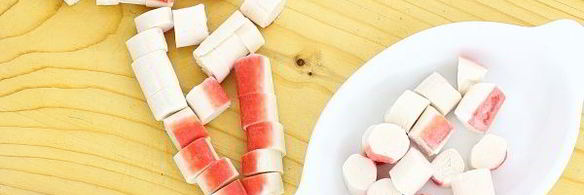 яйца, фаршированные крабовыми палочками