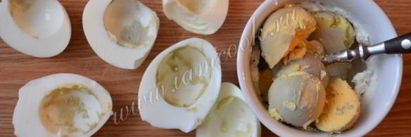 яйца фаршированные красной икрой