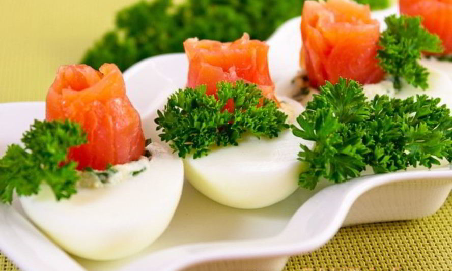 Рецепт яиц, фаршированных семгой