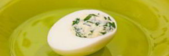 яйца, фаршированные семгой