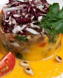 Баклажанная икра на тыквенном пюре