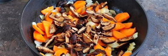 грибная икра из сушеных и свежих грибов