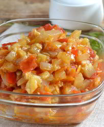 Икра кабачковая с перцем и помидорами