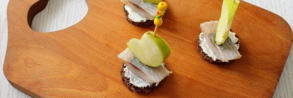 канапе с сельдью